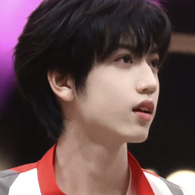 女孩子搜刮微博中