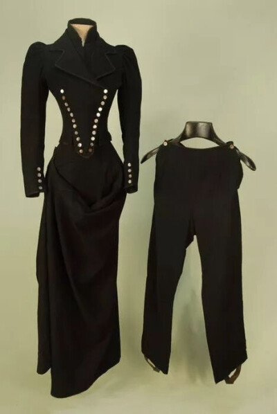 穿裤子骑车的习惯，约1885年。