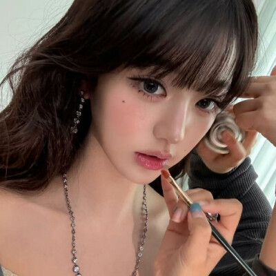 这是你老婆，抢过来就是我老婆了