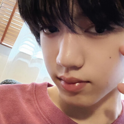 女孩子搜刮微博中