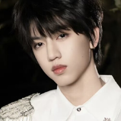 女孩子搜刮微博中