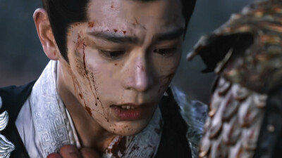 《山河枕》卫韫（丁禹兮饰）