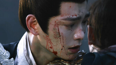 《山河枕》卫韫（丁禹兮饰）