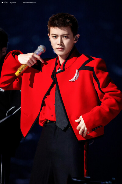 任嘉伦江苏卫视跨年