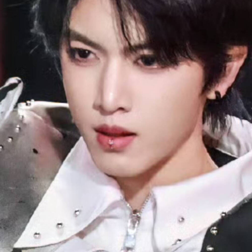 请你原谅我的爱错