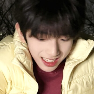 遭了的，这个小奶黄包怎么是豆沙馅