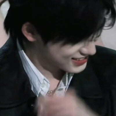 光绕过你天使般的脸