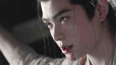 《山河枕》卫韫（丁禹兮饰）