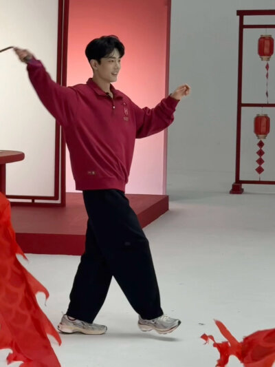 肖战