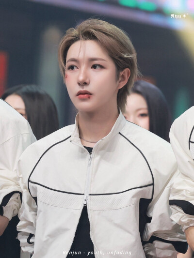 黄仁俊 饭拍高清