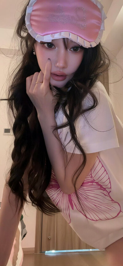 你说爱 易如反掌 我说幸福 难如登天ꈨຶꎁꈨຶ