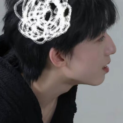 我感觉只有前两张好看