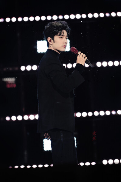 20251231 上海东方卫视跨年
见水印