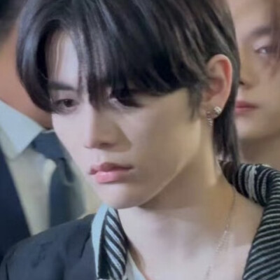 哥们你继续耍帅