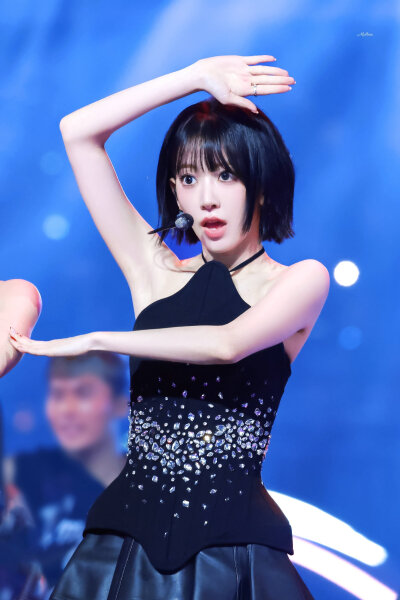 宮脇咲良 饭拍高清