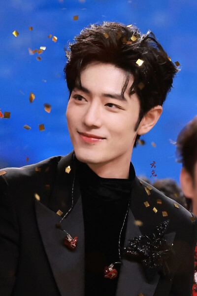 20251231 上海东方卫视跨年
见水印