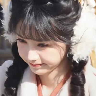 我们家粉雕玉琢的小猪雪媚娘哦