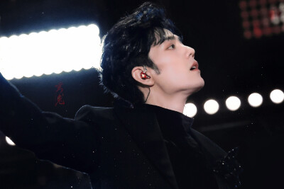 20251231 上海东方卫视跨年
见水印