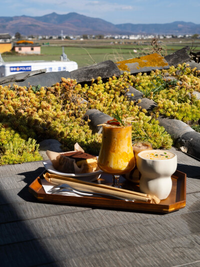 冬日暖阳
喜洲晒娃