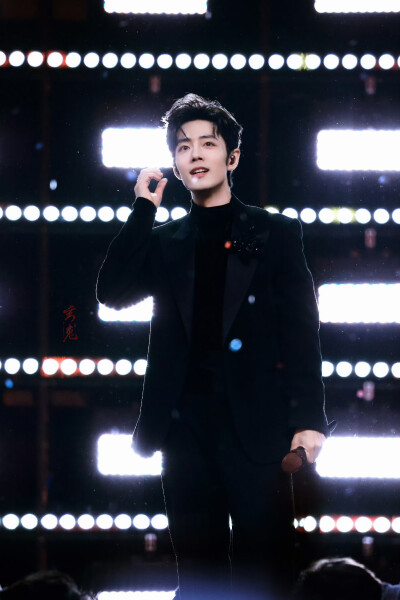 20251231 上海东方卫视跨年
见水印