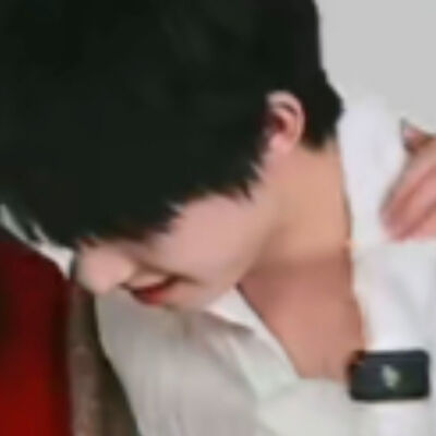 我感觉只有前两张好看