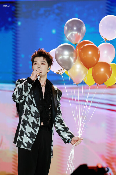 王栎鑫251231广东卫视跨年