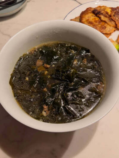 251230
金泰亨更新ins