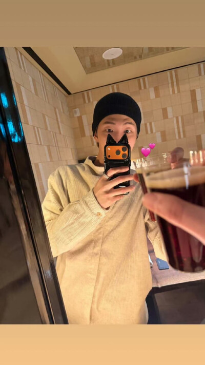 251231
金南俊更新story