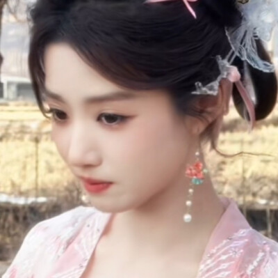 见你的第一面，我就知道我们会有交集