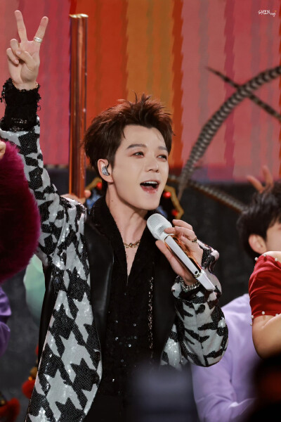 王栎鑫251231广东卫视跨年