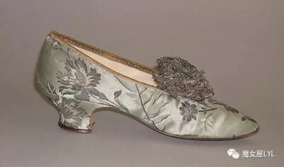 绣花晚礼服鞋，20世纪20年代中期