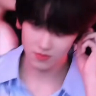 高，很富，且帅