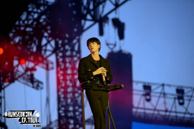 251225
weverse更新硕珍相关
RUNSEOKJIN_EP.TOUR THE MOVIE
Photos ​​​