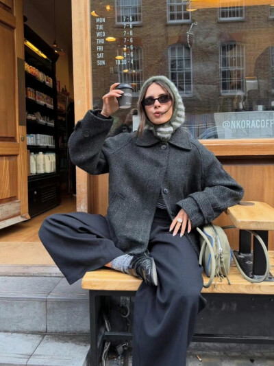 BY爱喝可乐的古娜小姐