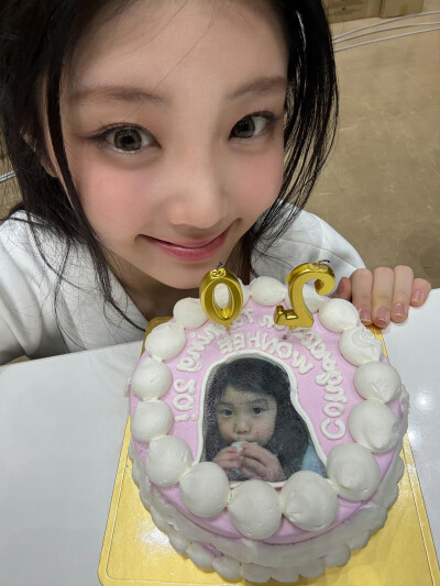 ILLIT wonhee李沅禧