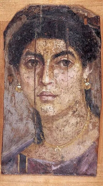 ▲ 埃及少妇木乃伊肖像画（约公元55-70年）绘于罗马帝国统治时期的埃及现藏于大英博物馆