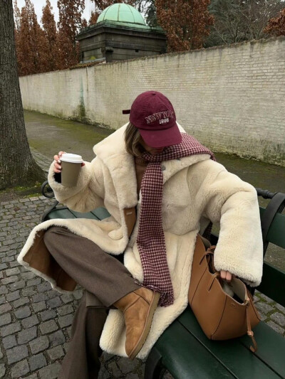 BY爱喝可乐的古娜小姐