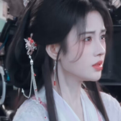 春风沉醉吹不展愁眉