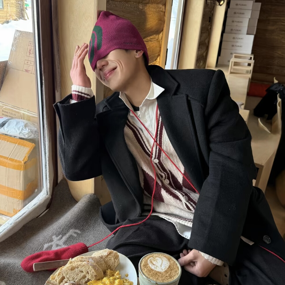 头像丨男头 好久不见