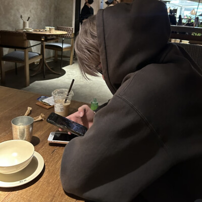 头像丨男头 你永远活在我歌里没过滤镜