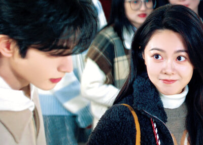  林屿森 ｜ 聂曦光 。