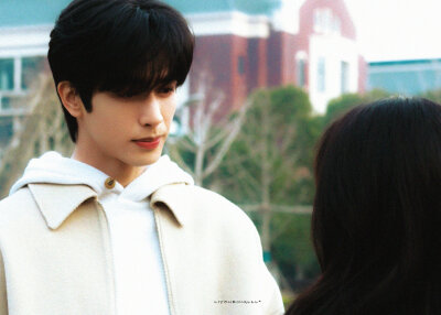  林屿森 ｜ 聂曦光 。