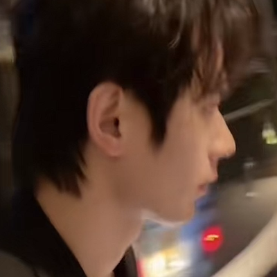 夜深人静略显一丝凄凉