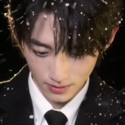 让夏蝉也听 冬雪也听