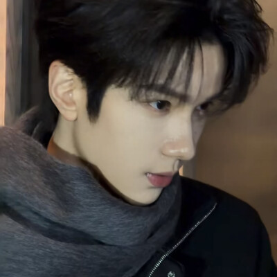 未来的每一步一脚印