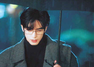 - 林屿森 ｜ 聂曦光 。