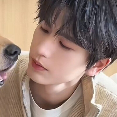 是非对错我已无心分辨！