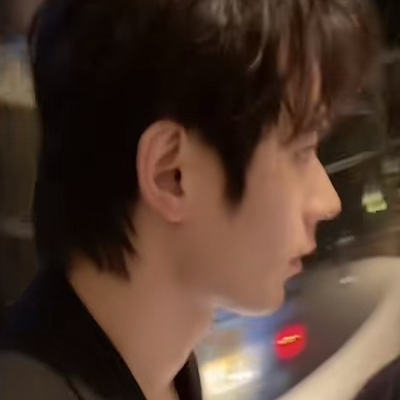 夜深人静略显一丝凄凉