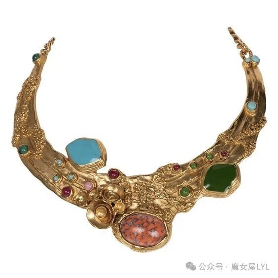 Yves Saint Laurent 金色凸圆形“Arty”项链  2010