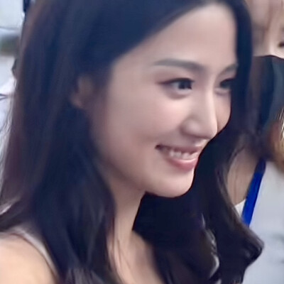 不要说坏坏的话了，我们亲亲好不好？可以吗？亲亲？能不能？求求你了？这样呢？行不行？拜托了我会一直问到你同意的！